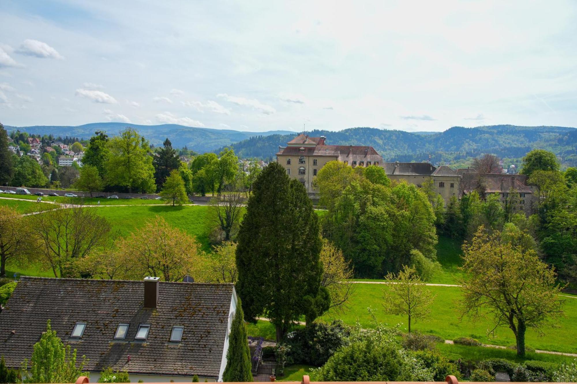 Stadtblick Vom Herrengut Baden-Baden Dış mekan fotoğraf